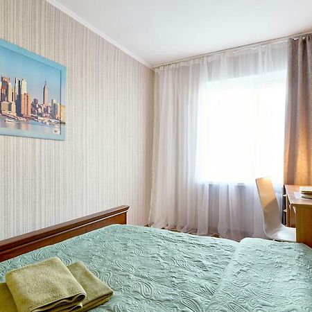 l3-82 MAIN STREET- MODERN NEW THREE 3 SEPARATE 3BEDROOMS 100 m2 - CENTRAL LOCATION, METRO PALACE OF SPORTS - GULLIVER MALL, ARENA CITY Kijów Zewnętrze zdjęcie