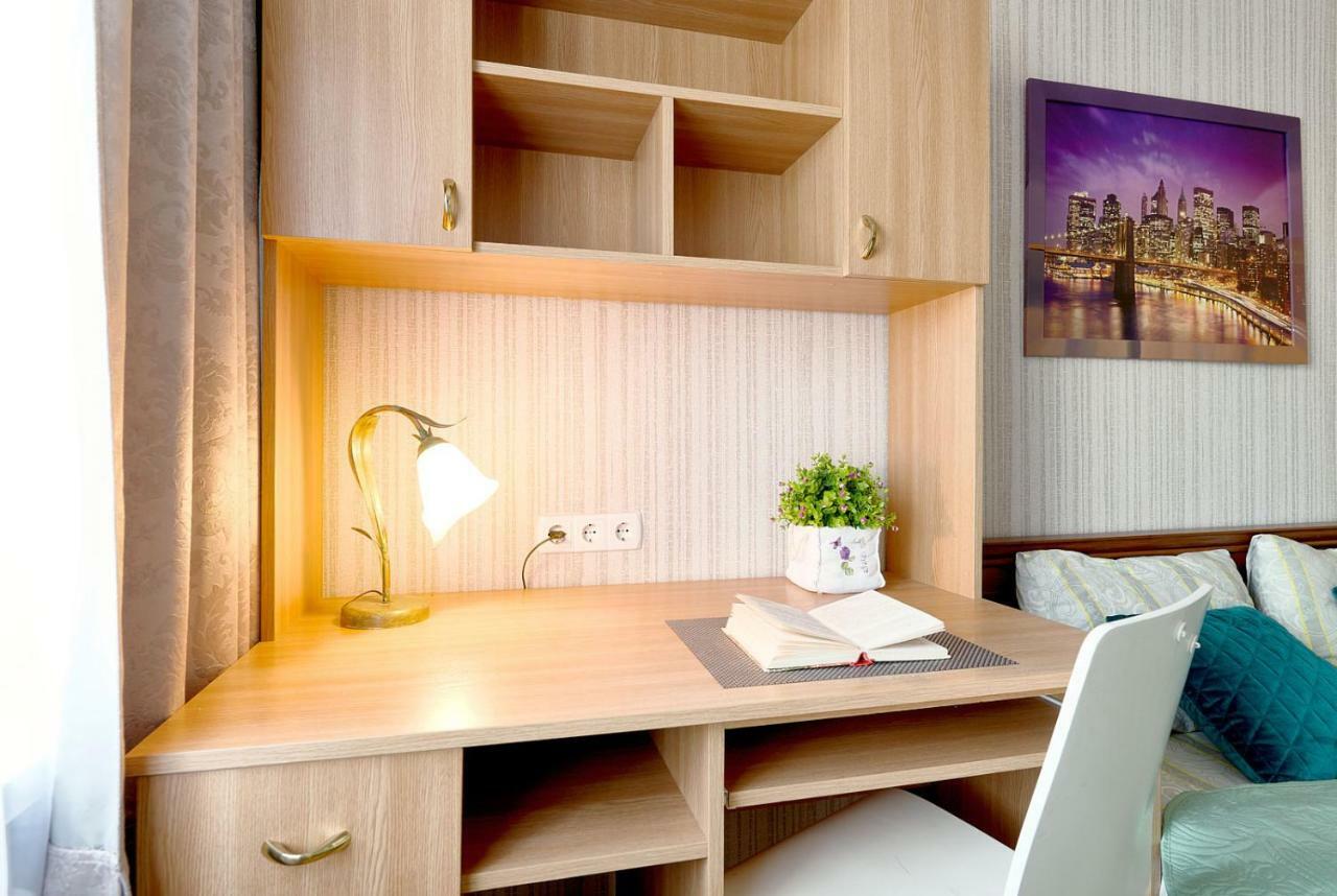 l3-82 MAIN STREET- MODERN NEW THREE 3 SEPARATE 3BEDROOMS 100 m2 - CENTRAL LOCATION, METRO PALACE OF SPORTS - GULLIVER MALL, ARENA CITY Kijów Zewnętrze zdjęcie
