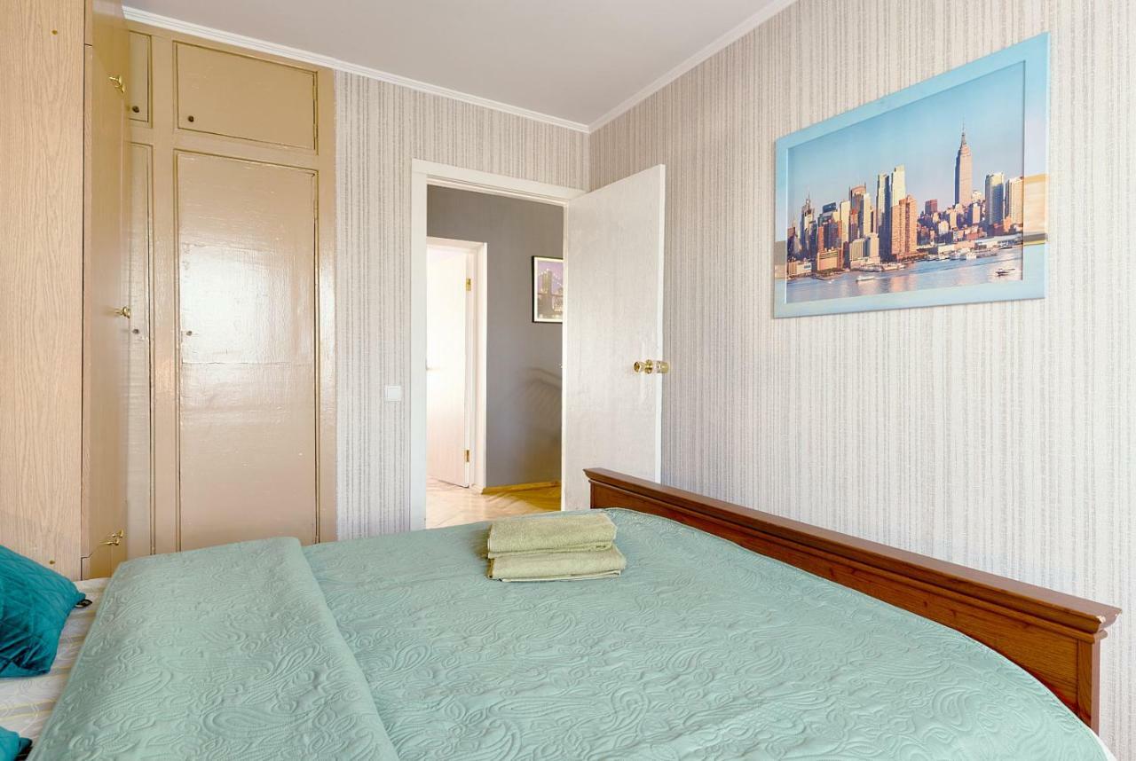 l3-82 MAIN STREET- MODERN NEW THREE 3 SEPARATE 3BEDROOMS 100 m2 - CENTRAL LOCATION, METRO PALACE OF SPORTS - GULLIVER MALL, ARENA CITY Kijów Zewnętrze zdjęcie